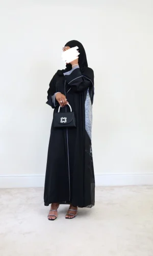 Reesha Hubb Abaya